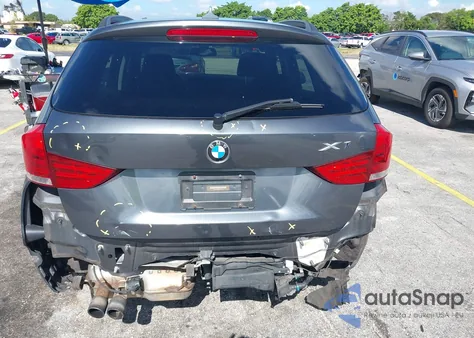 2014 BMW X1 xDrive28I z USA, uszkodzony, nr VIN WBAVL1C57EVY18410